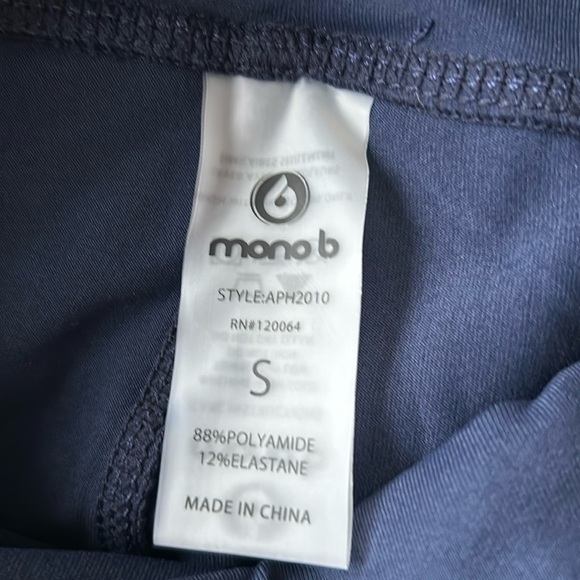 - Mono B Navy Blue Leggings - Size Small New - Picture 4 of 7